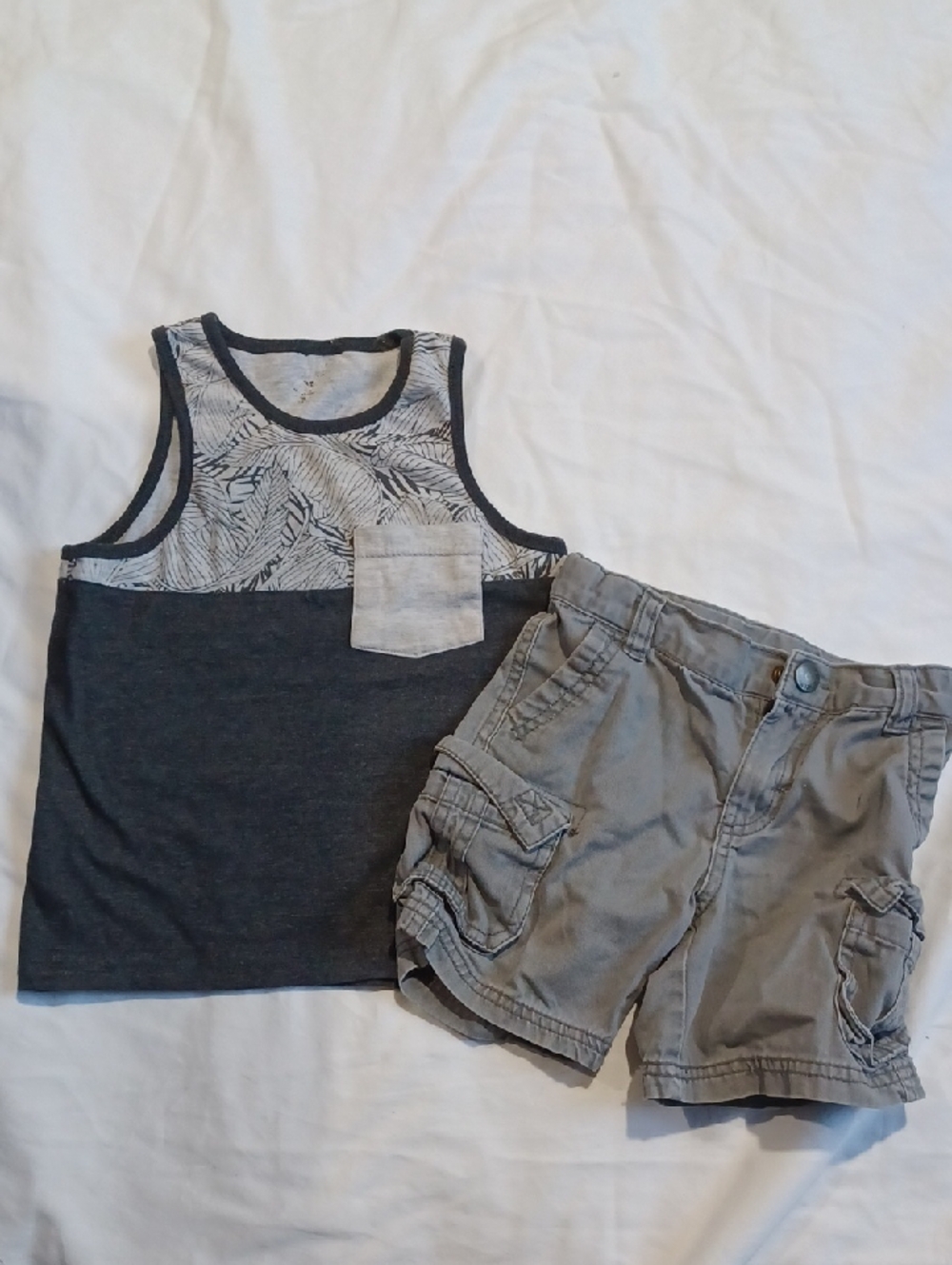 Tank Top & Cargo Shorts